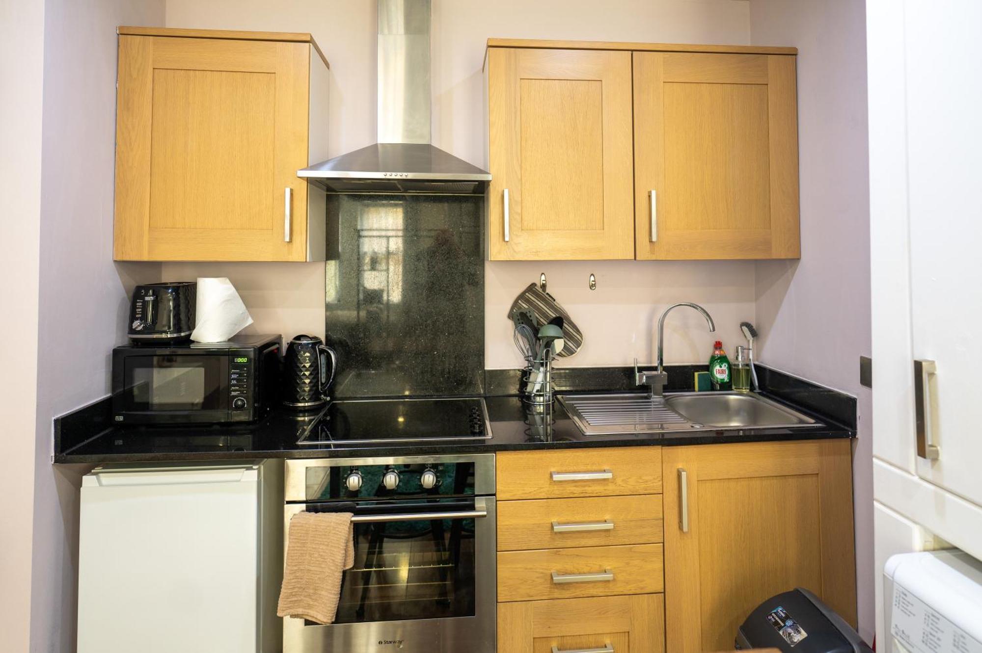 Reef7 - Modern Central Flat, 5 Mins From Beach, Centre And Bournemouth International Centre エクステリア 写真