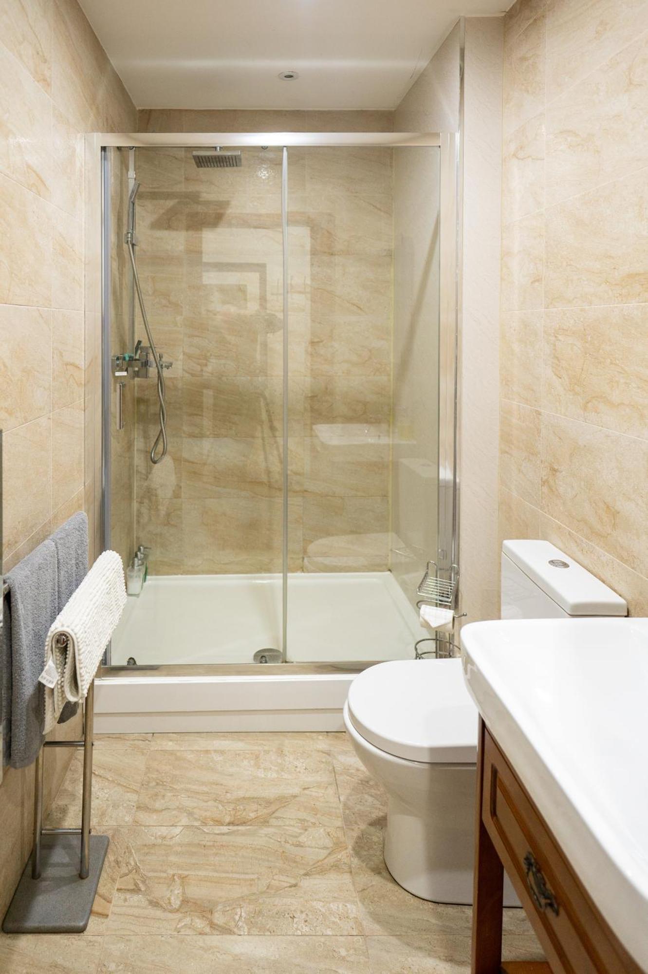 Reef7 - Modern Central Flat, 5 Mins From Beach, Centre And Bournemouth International Centre エクステリア 写真